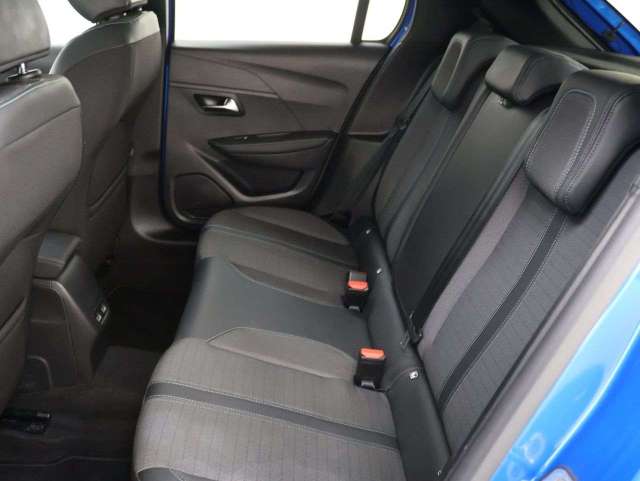 2023 PEUGEOT 208 2023 PEUGEOT 208