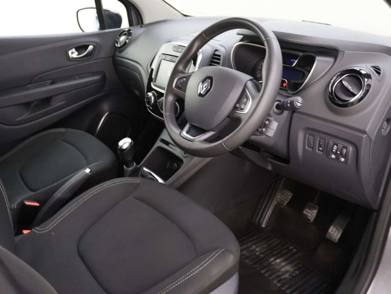 2019 RENAULT CAPTUR 2019 RENAULT CAPTUR