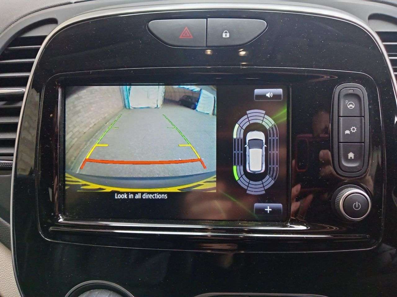 A 2019 RENAULT CAPTUR 1.5 dCi ENERGY GT Line SUV 5dr Diesel Manual Euro 6 (s/s) (90 ps) A 2019 RENAULT CAPTUR 1.5 dCi ENERGY GT Line SUV 5dr Diesel Manual Euro 6 (s/s) (90 ps)