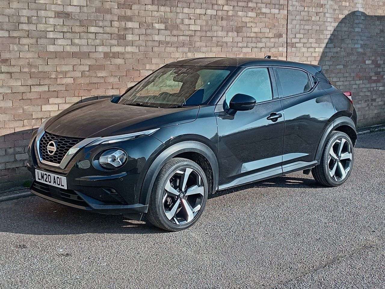 A 2020 NISSAN JUKE 1.0 DIG-T Tekna SUV 5dr Petrol Manual Euro 6 (s/s) (114 ps) A 2020 NISSAN JUKE 1.0 DIG-T Tekna SUV 5dr Petrol Manual Euro 6 (s/s) (114 ps)