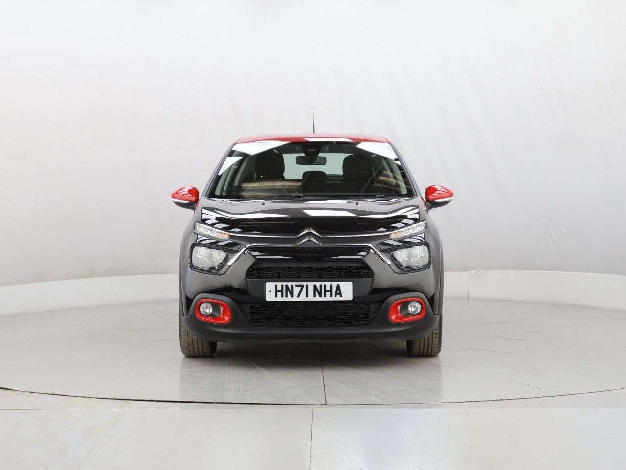 A 2021 CITROEN C3 1.2 PureTech Shine Hatchback 5dr Petrol Manual Euro 6 (s/s) (110 ps) A 2021 CITROEN C3 1.2 PureTech Shine Hatchback 5dr Petrol Manual Euro 6 (s/s) (110 ps)