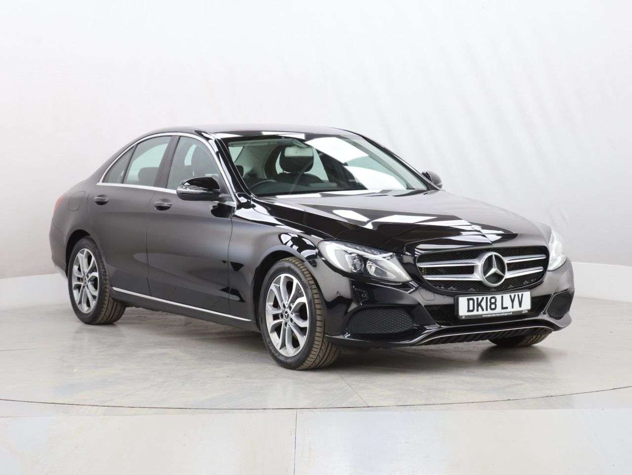 A 2018 MERCEDES-BENZ C CLASS 2.1 C220d Sport Saloon 4dr Diesel G-Tronic+ Euro 6 (s/s) (170 ps) A 2018 MERCEDES-BENZ C CLASS 2.1 C220d Sport Saloon 4dr Diesel G-Tronic+ Euro 6 (s/s) (170 ps)