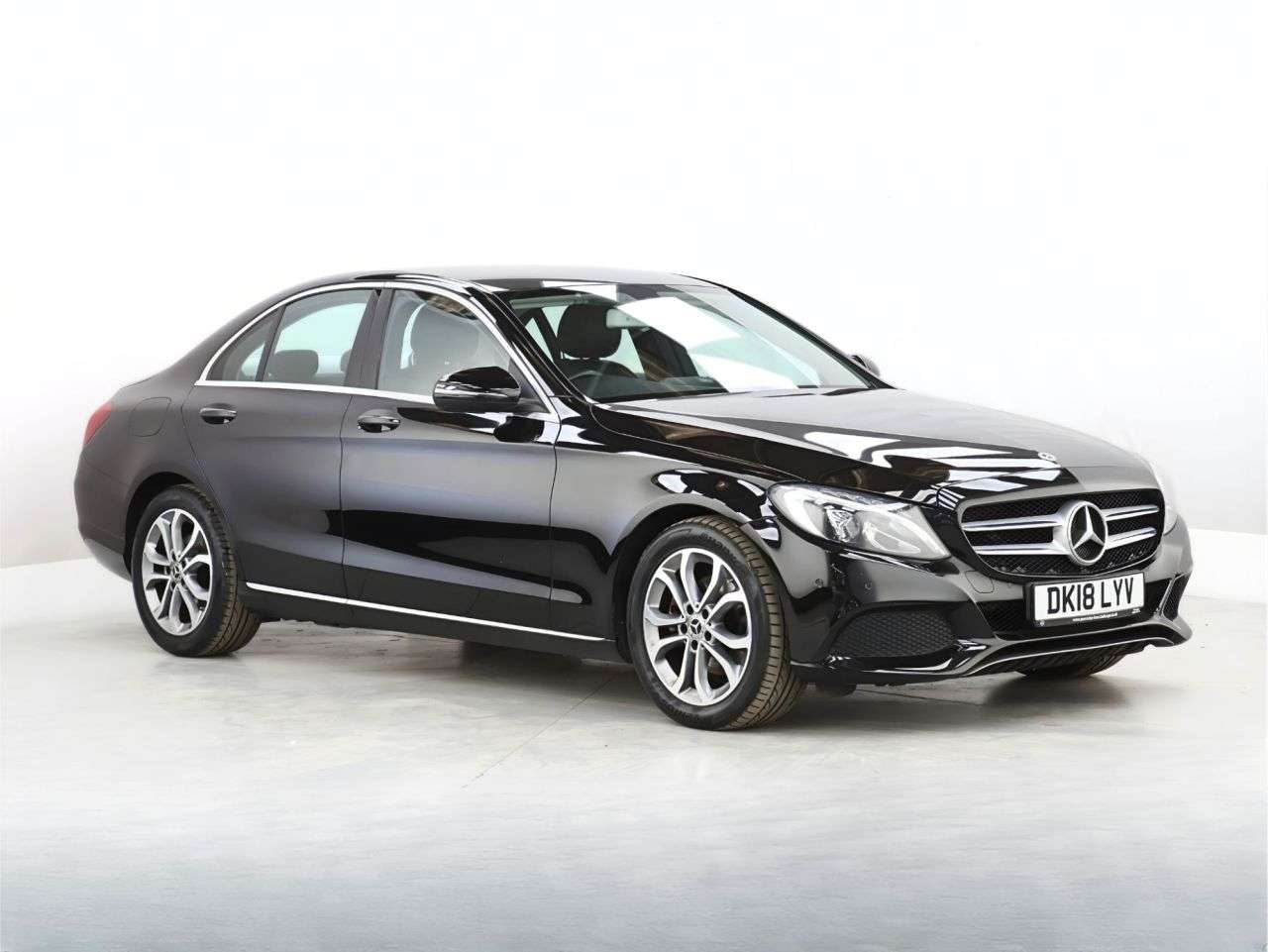 A 2018 MERCEDES-BENZ C CLASS 2.1 C220d Sport Saloon 4dr Diesel G-Tronic+ Euro 6 (s/s) (170 ps) A 2018 MERCEDES-BENZ C CLASS 2.1 C220d Sport Saloon 4dr Diesel G-Tronic+ Euro 6 (s/s) (170 ps)