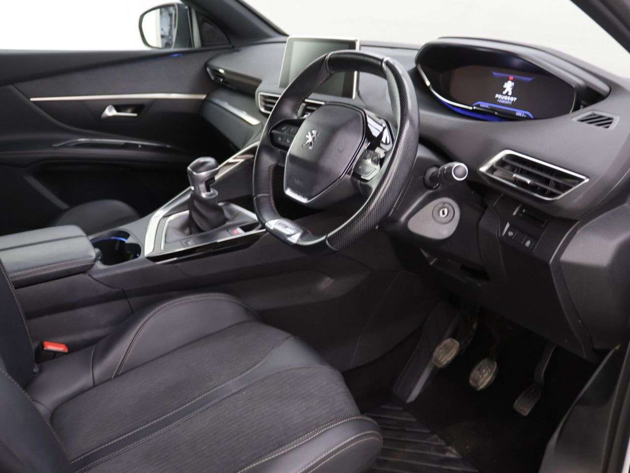 2019 PEUGEOT 5008 2019 PEUGEOT 5008