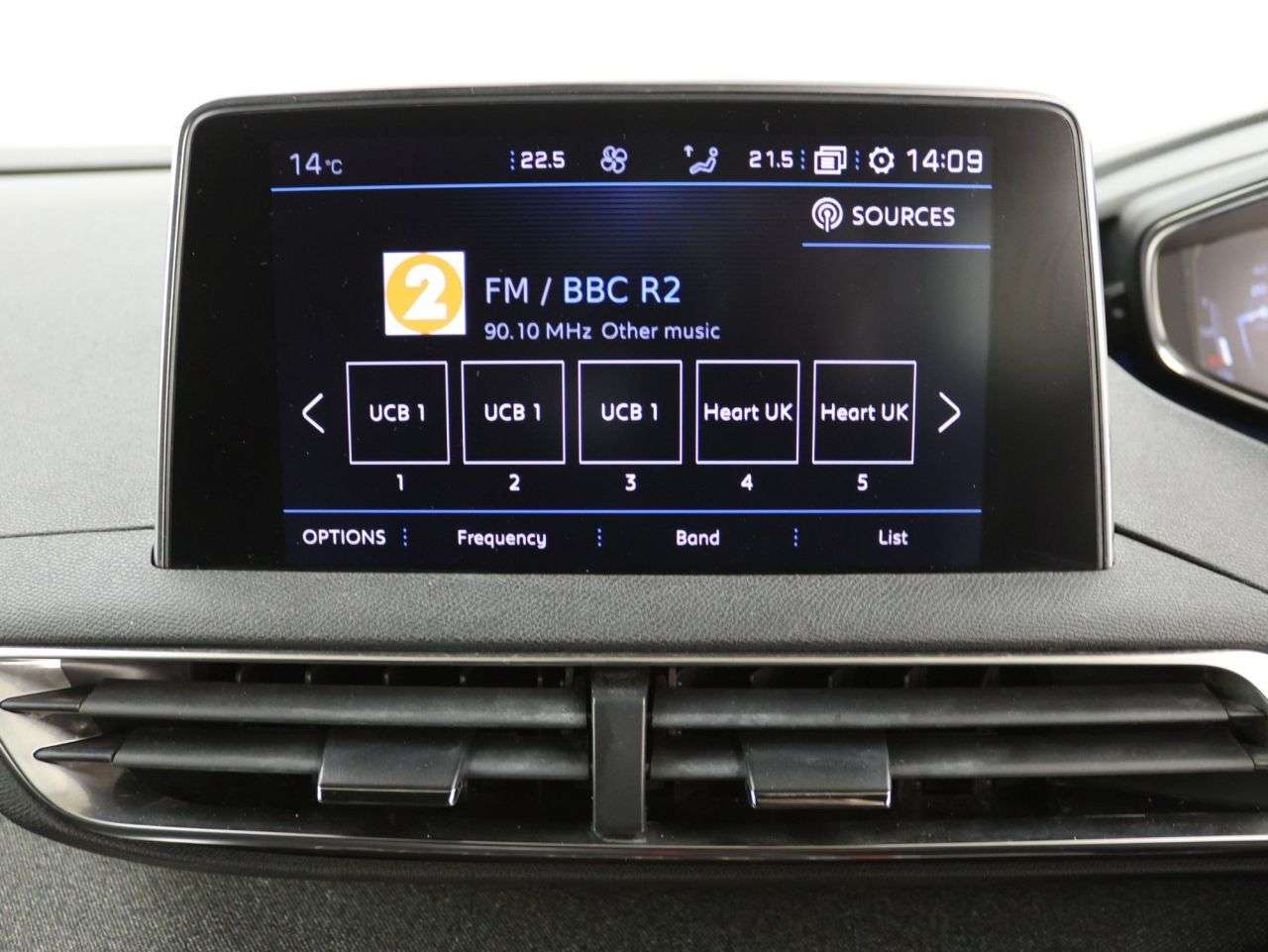 2019 PEUGEOT 5008 2019 PEUGEOT 5008