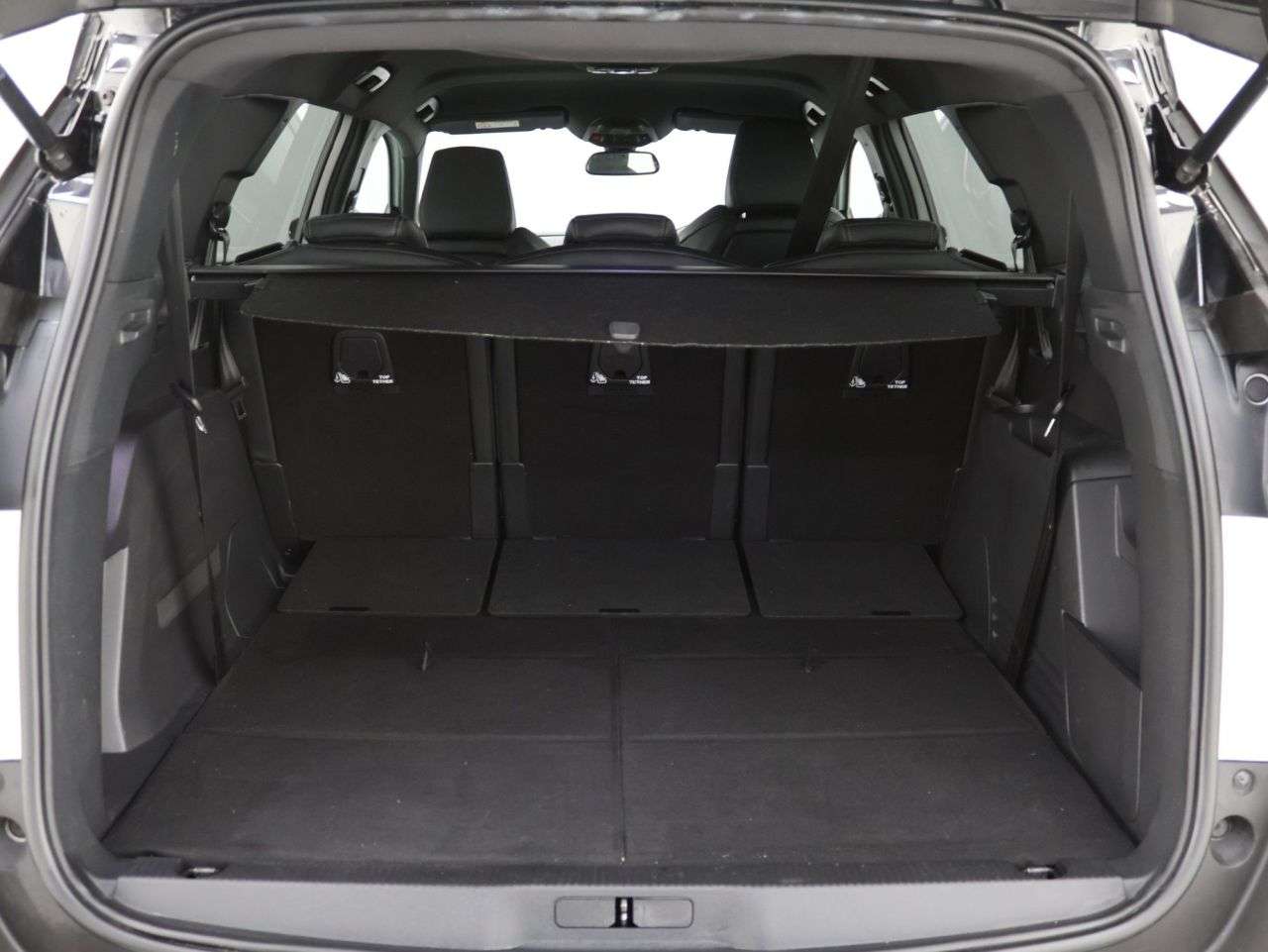 2019 PEUGEOT 5008 2019 PEUGEOT 5008