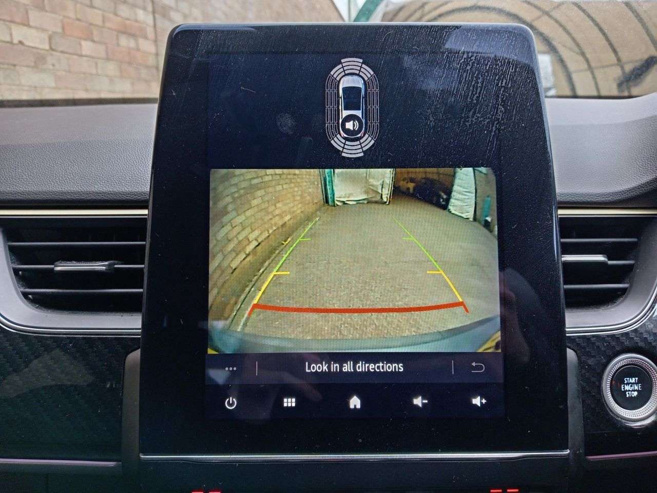 A 2022 RENAULT ARKANA 1.6 E-TECH E-Tech engineered SUV 5dr Petrol Hybrid Auto 2WD Euro 6 (s/s) (1 A 2022 RENAULT ARKANA 1.6 E-TECH E-Tech engineered SUV 5dr Petrol Hybrid Auto 2WD Euro 6 (s/s) (1