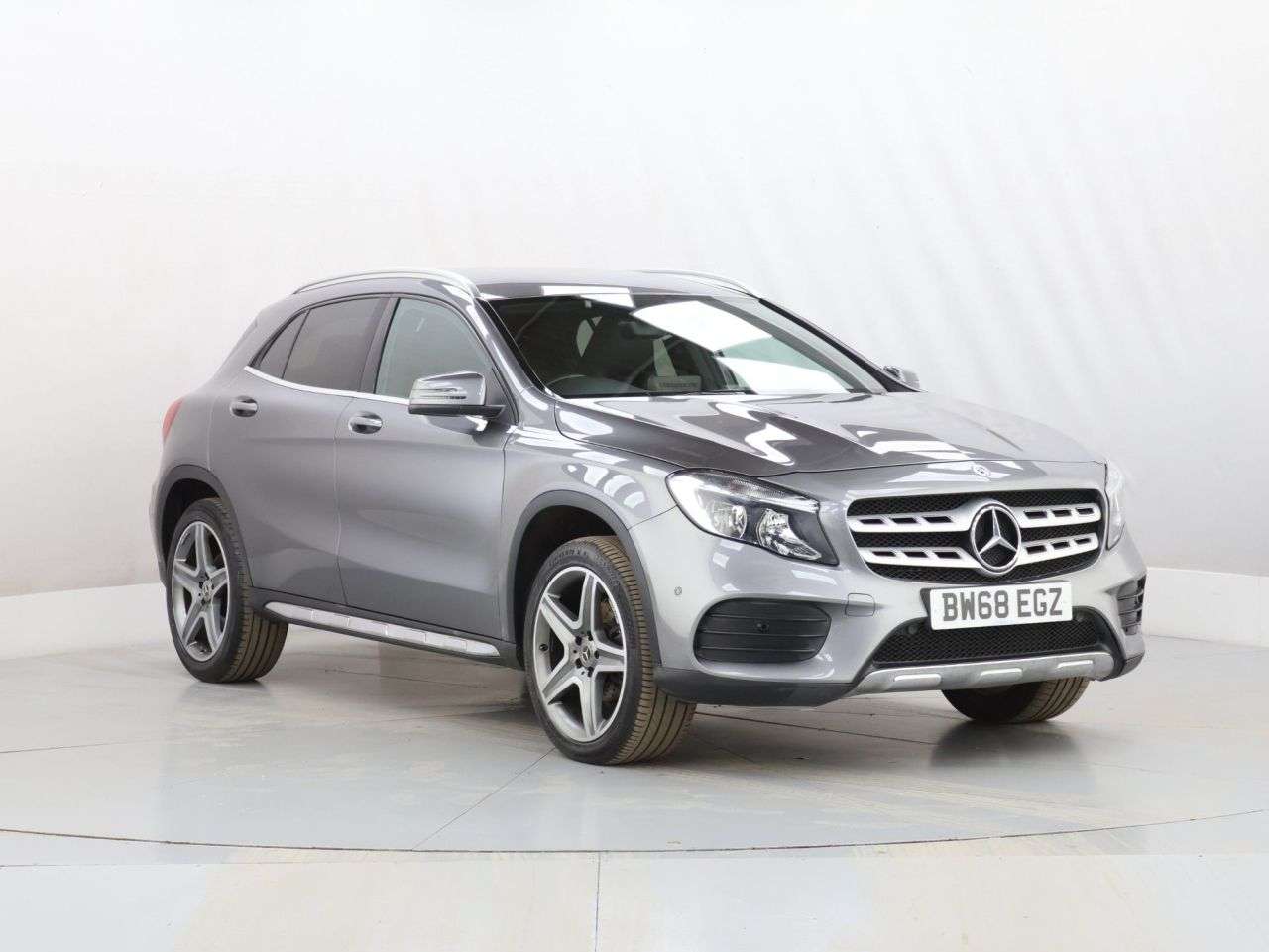 A 2019 MERCEDES-BENZ GLA CLASS 1.6 GLA200 AMG Line (Executive) SUV 5dr Petrol 7G-DCT Euro 6 (s/s) (156 ps) A 2019 MERCEDES-BENZ GLA CLASS 1.6 GLA200 AMG Line (Executive) SUV 5dr Petrol 7G-DCT Euro 6 (s/s) (156 ps)