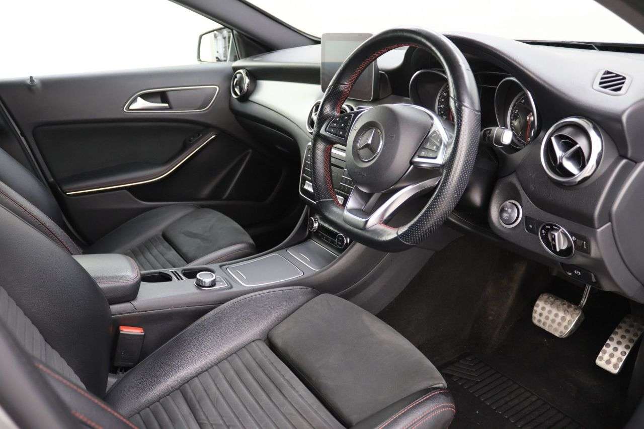 2019 MERCEDES-BENZ GLA CLASS 2019 MERCEDES-BENZ GLA CLASS