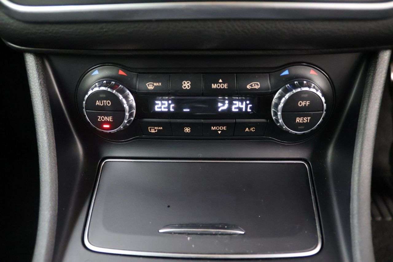 2019 MERCEDES-BENZ GLA CLASS 2019 MERCEDES-BENZ GLA CLASS