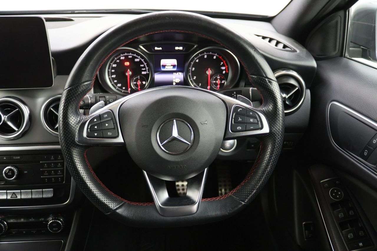 2019 MERCEDES-BENZ GLA CLASS 2019 MERCEDES-BENZ GLA CLASS