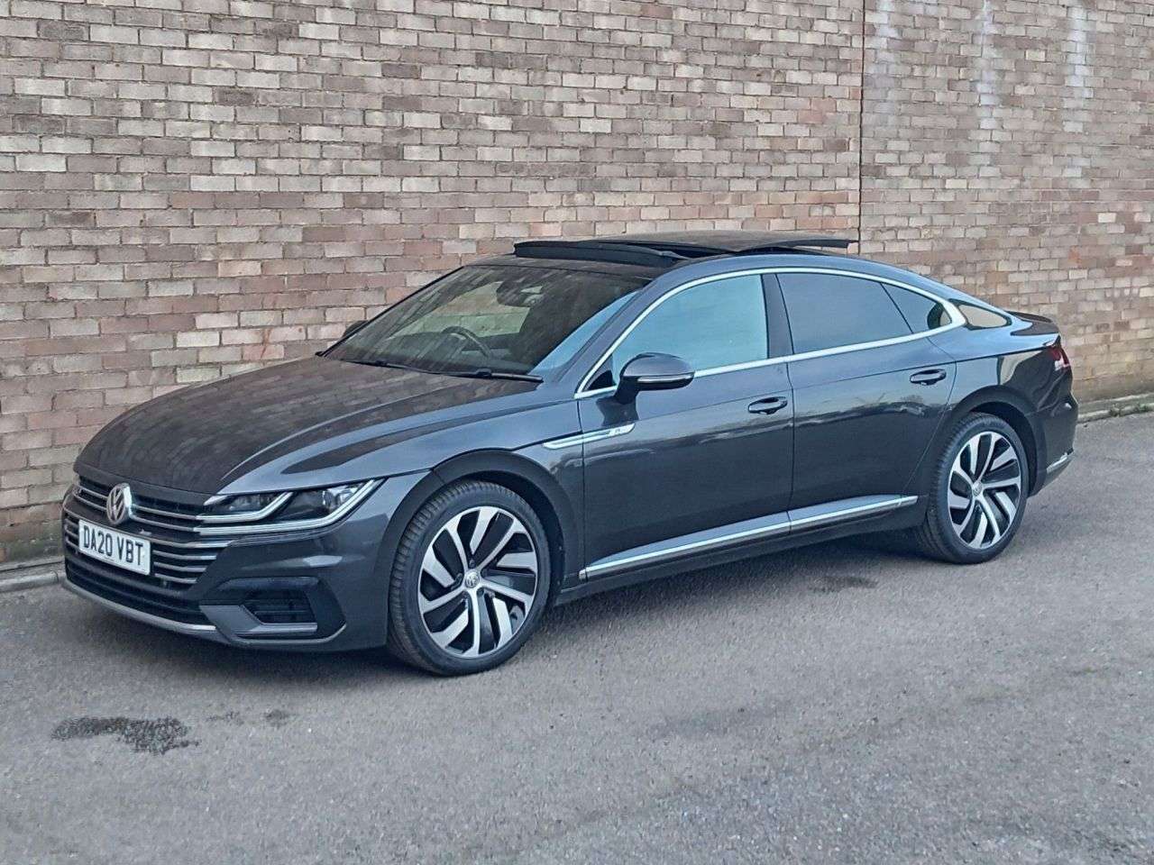A 2020 VOLKSWAGEN ARTEON 2.0 TDI R-Line Fastback 5dr Diesel DSG 4Motion Euro 6 (s/s) (190 ps) A 2020 VOLKSWAGEN ARTEON 2.0 TDI R-Line Fastback 5dr Diesel DSG 4Motion Euro 6 (s/s) (190 ps)