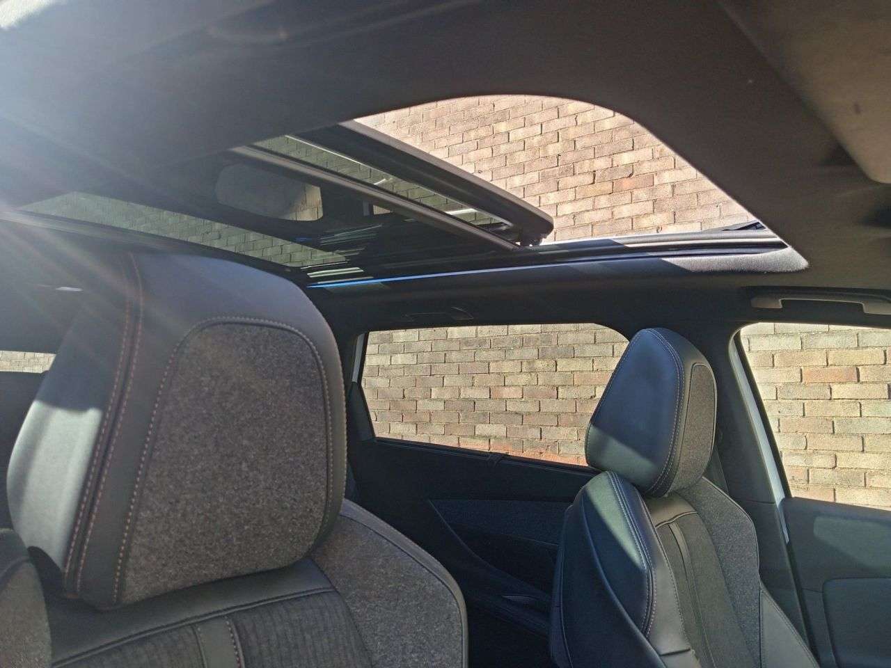 A 2019 PEUGEOT 5008 1.5 BlueHDi GT Line Premium SUV 5dr Diesel Manual Euro 6 (s/s) (130 ps) A 2019 PEUGEOT 5008 1.5 BlueHDi GT Line Premium SUV 5dr Diesel Manual Euro 6 (s/s) (130 ps)