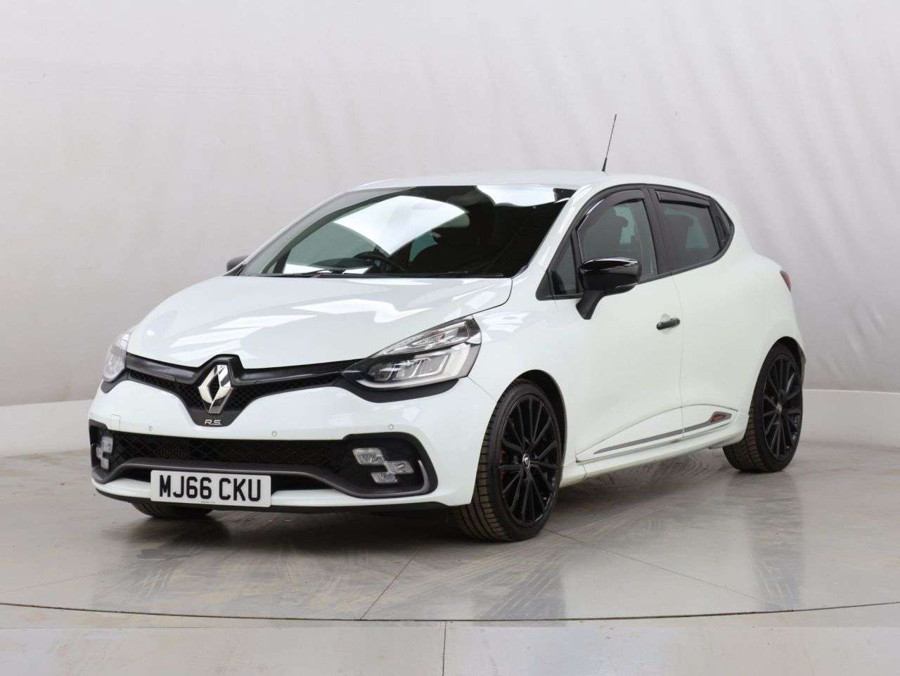 2016 RENAULT CLIO 2016 RENAULT CLIO