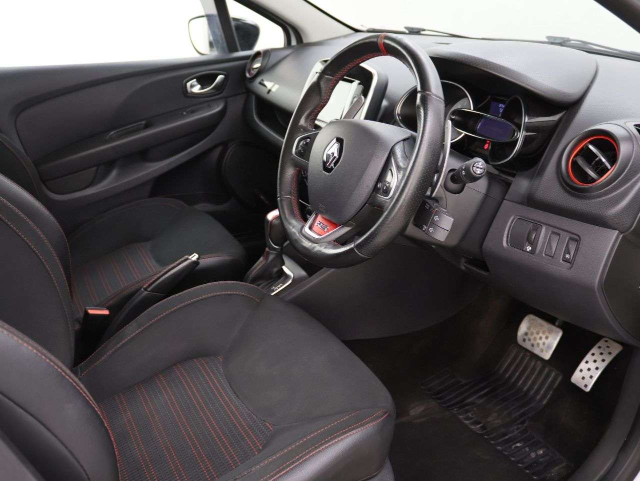 2016 RENAULT CLIO 2016 RENAULT CLIO