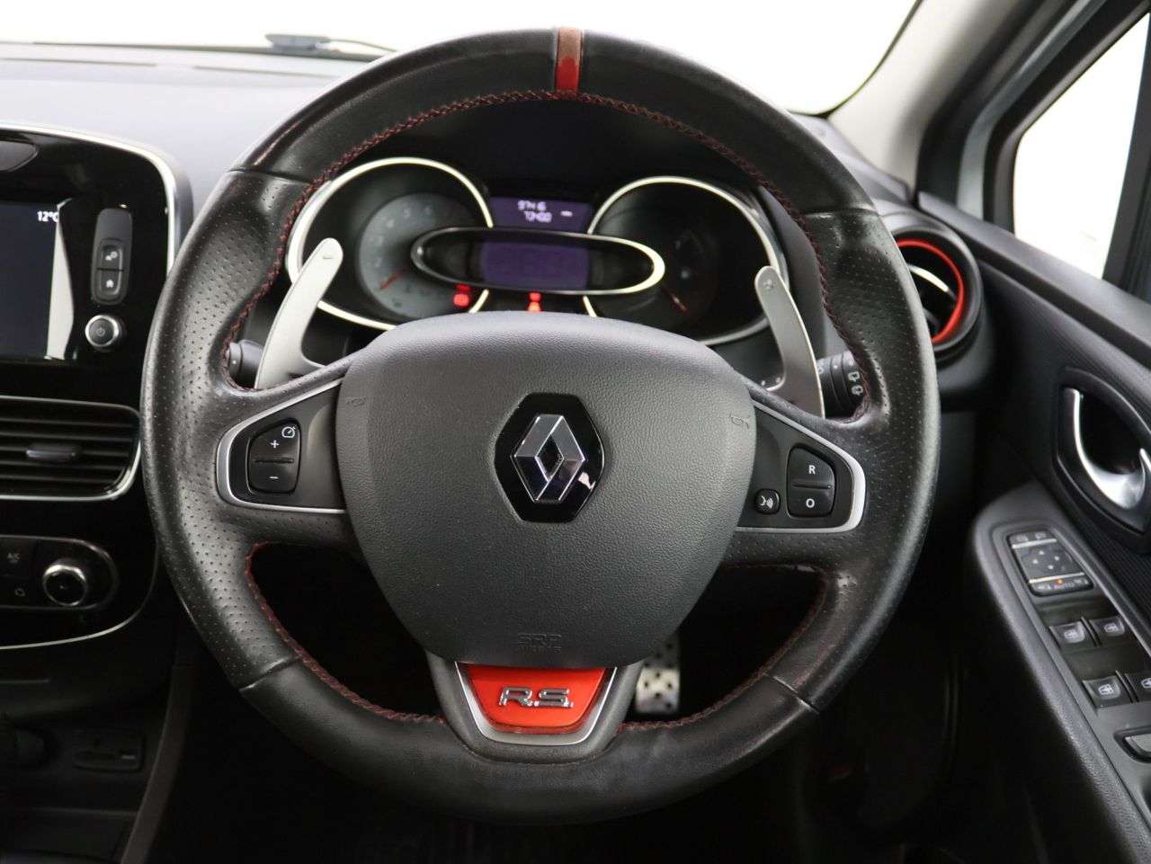 2016 RENAULT CLIO 2016 RENAULT CLIO