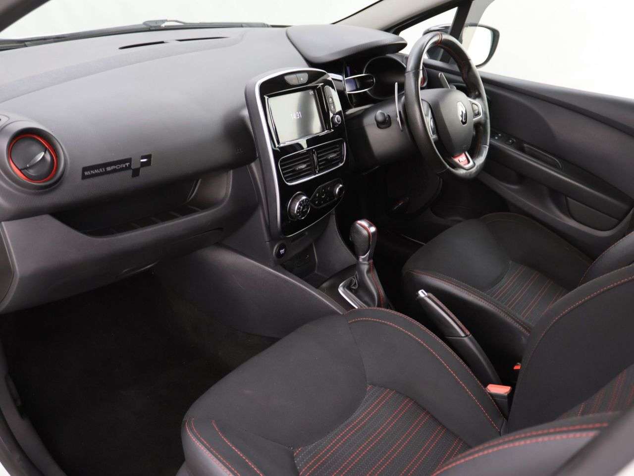 2016 RENAULT CLIO 2016 RENAULT CLIO