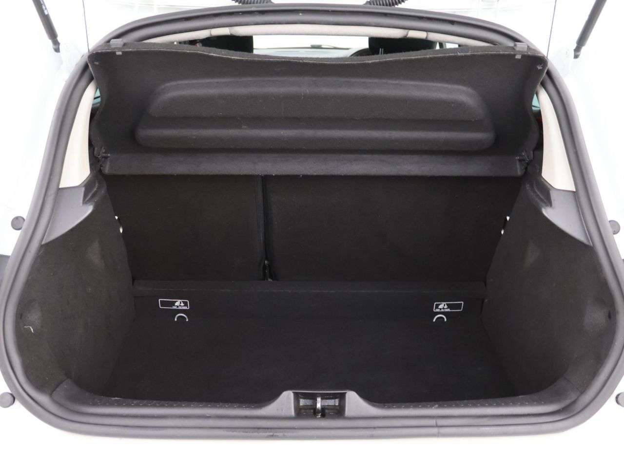 2016 RENAULT CLIO 2016 RENAULT CLIO