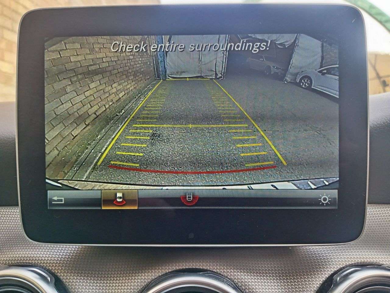 A 2020 MERCEDES-BENZ GLA CLASS 1.6 GLA180 GPF Urban Edition SUV 5dr Petrol 7G-DCT Euro 6 (s/s) (122 ps) A 2020 MERCEDES-BENZ GLA CLASS 1.6 GLA180 GPF Urban Edition SUV 5dr Petrol 7G-DCT Euro 6 (s/s) (122 ps)