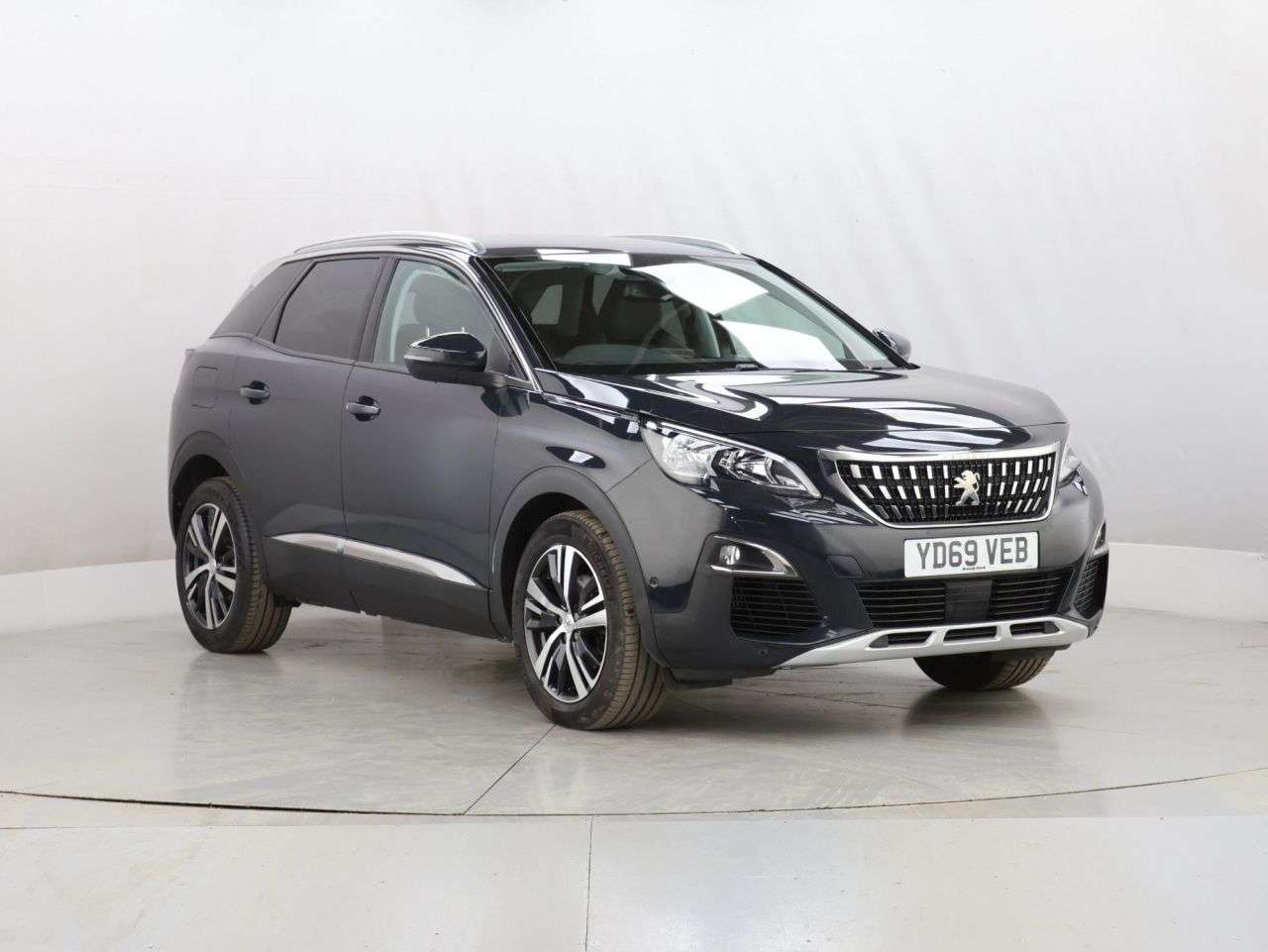A 2019 PEUGEOT 3008 1.2 PureTech Allure SUV 5dr Petrol Manual Euro 6 (s/s) (130 ps) A 2019 PEUGEOT 3008 1.2 PureTech Allure SUV 5dr Petrol Manual Euro 6 (s/s) (130 ps)