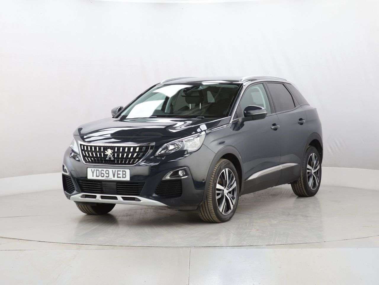 2019 PEUGEOT 3008 2019 PEUGEOT 3008