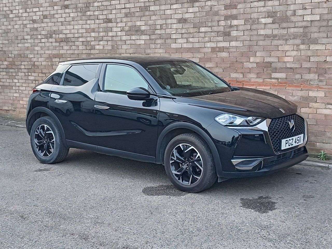 A 2019 DS AUTOMOBILES DS 3 1.2 PureTech Prestige Crossback 5dr Petrol EAT8 Euro 6 (s/s) (155 ps) A 2019 DS AUTOMOBILES DS 3 1.2 PureTech Prestige Crossback 5dr Petrol EAT8 Euro 6 (s/s) (155 ps)