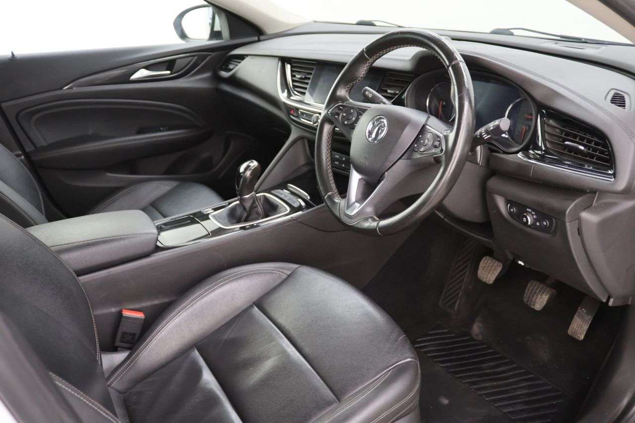 2017 VAUXHALL INSIGNIA 2017 VAUXHALL INSIGNIA