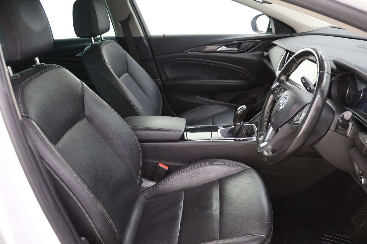 2017 VAUXHALL INSIGNIA 2017 VAUXHALL INSIGNIA