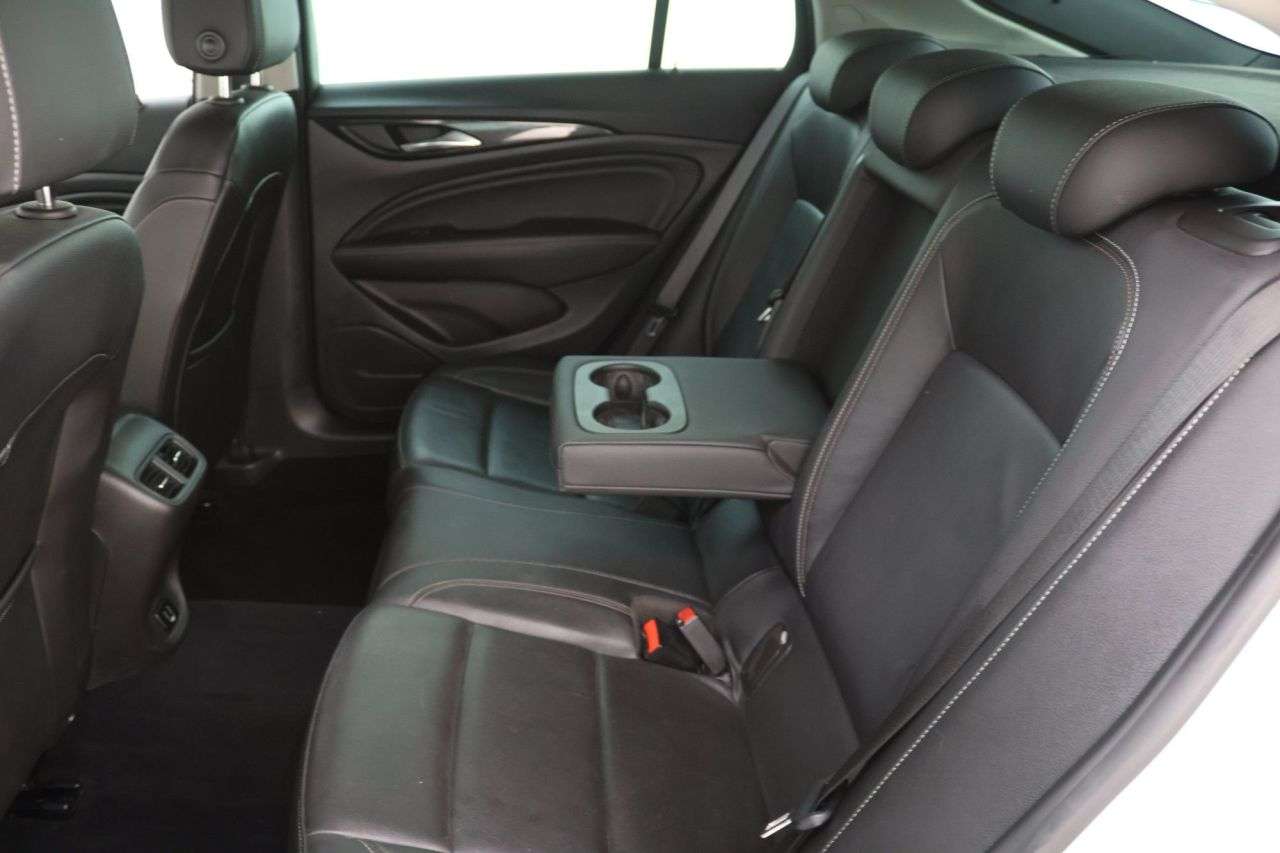 2017 VAUXHALL INSIGNIA 2017 VAUXHALL INSIGNIA