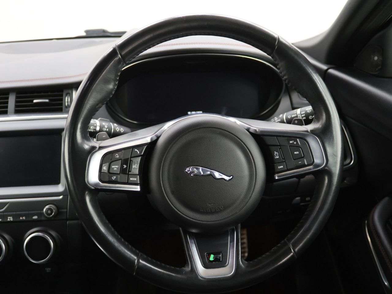 2019 JAGUAR E-PACE 2019 JAGUAR E-PACE