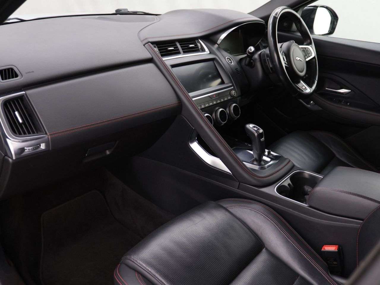 2019 JAGUAR E-PACE 2019 JAGUAR E-PACE