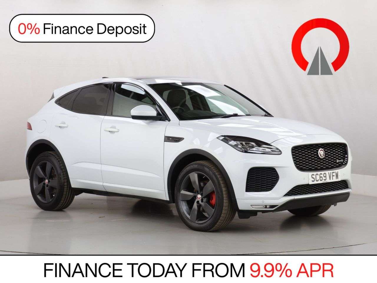 A 2019 JAGUAR E-PACE 2.0 D150 Chequered Flag SUV 5dr Diesel Auto AWD Euro 6 (s/s) (150 ps) A 2019 JAGUAR E-PACE 2.0 D150 Chequered Flag SUV 5dr Diesel Auto AWD Euro 6 (s/s) (150 ps)