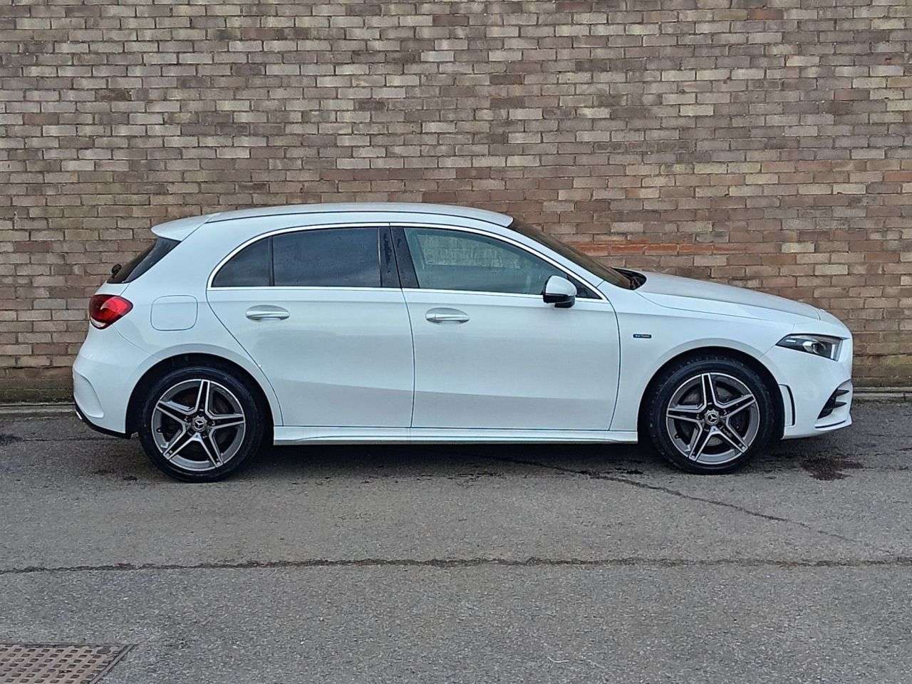 A 2020 MERCEDES-BENZ A CLASS 1.3 A250e 15.6kWh AMG Line Hatchback 5dr Petrol Plug-in Hybrid 8G-DCT Euro A 2020 MERCEDES-BENZ A CLASS 1.3 A250e 15.6kWh AMG Line Hatchback 5dr Petrol Plug-in Hybrid 8G-DCT Euro