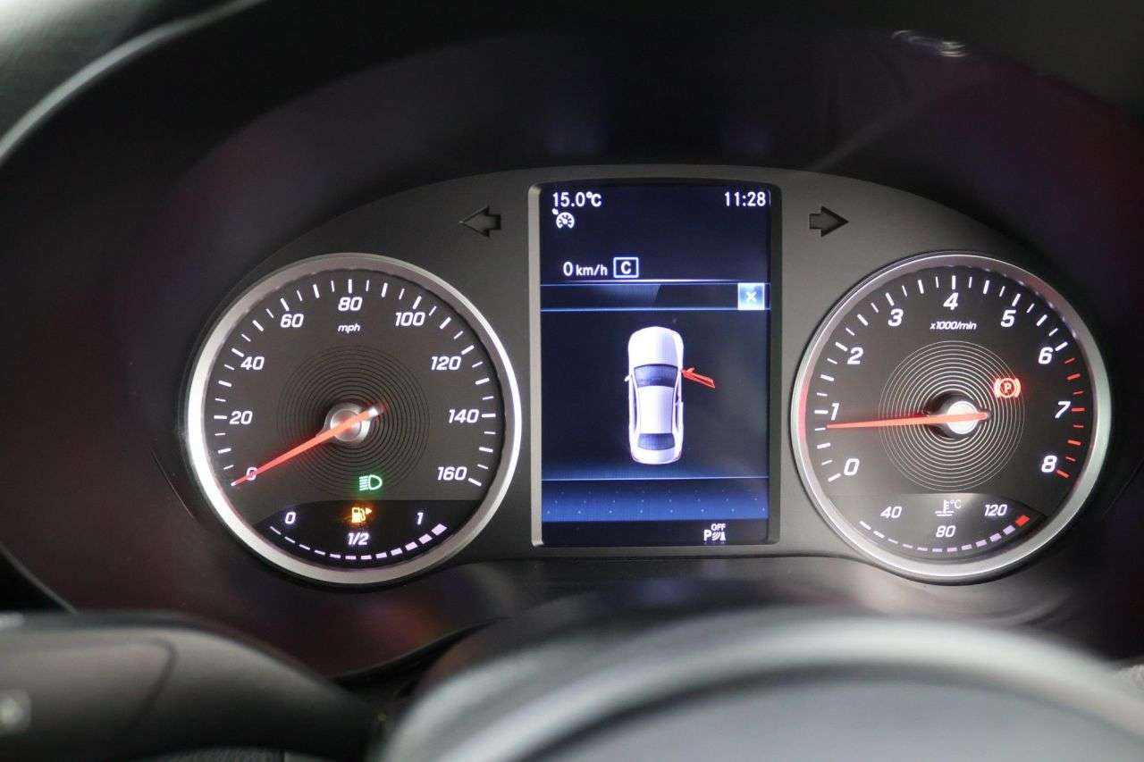 2019 MERCEDES-BENZ C CLASS 2019 MERCEDES-BENZ C CLASS