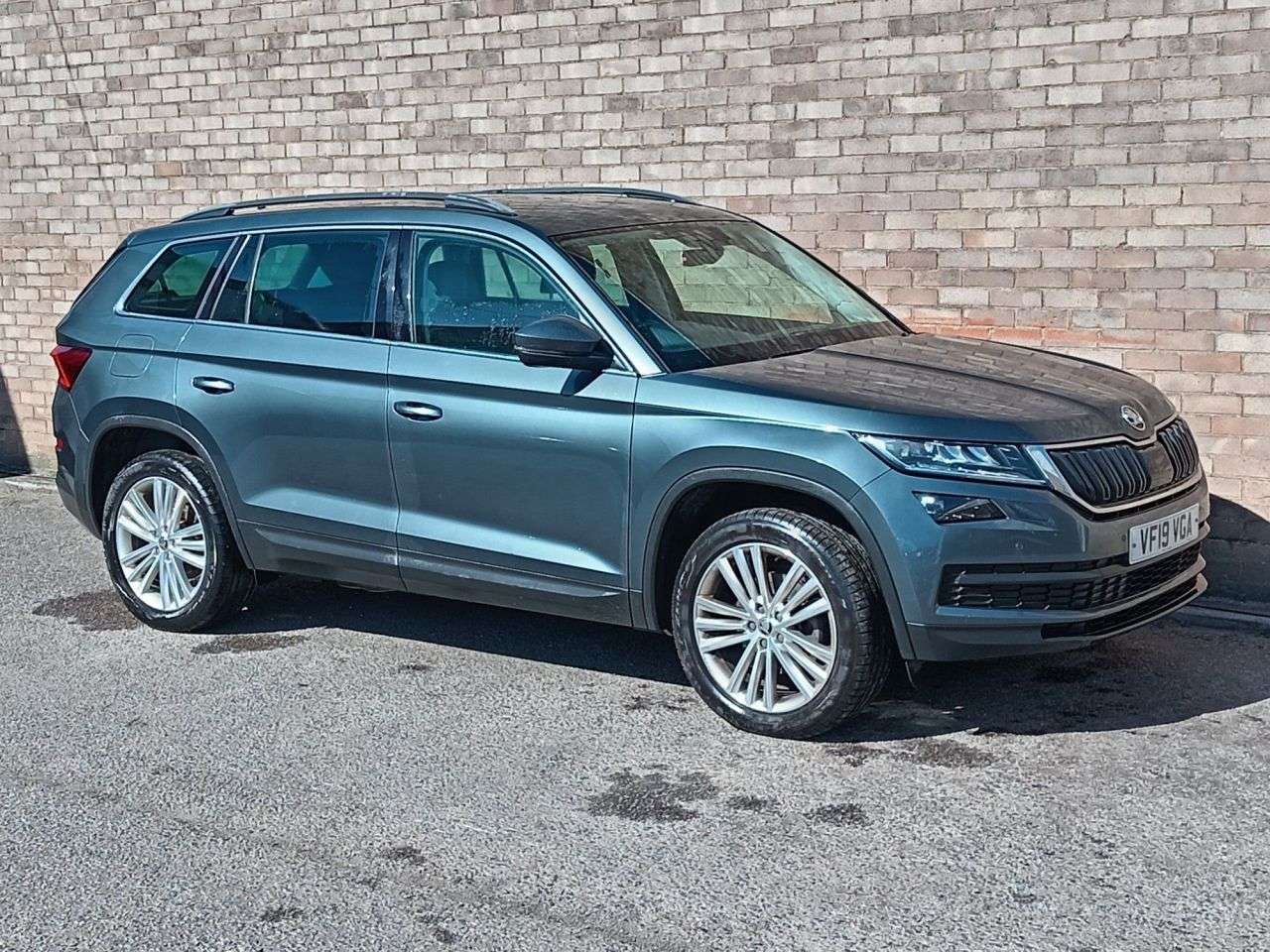 A 2019 SKODA KODIAQ 2.0 TDI SE L SUV 5dr Diesel DSG Euro 6 (s/s) (7 Seat) (150 ps) A 2019 SKODA KODIAQ 2.0 TDI SE L SUV 5dr Diesel DSG Euro 6 (s/s) (7 Seat) (150 ps)