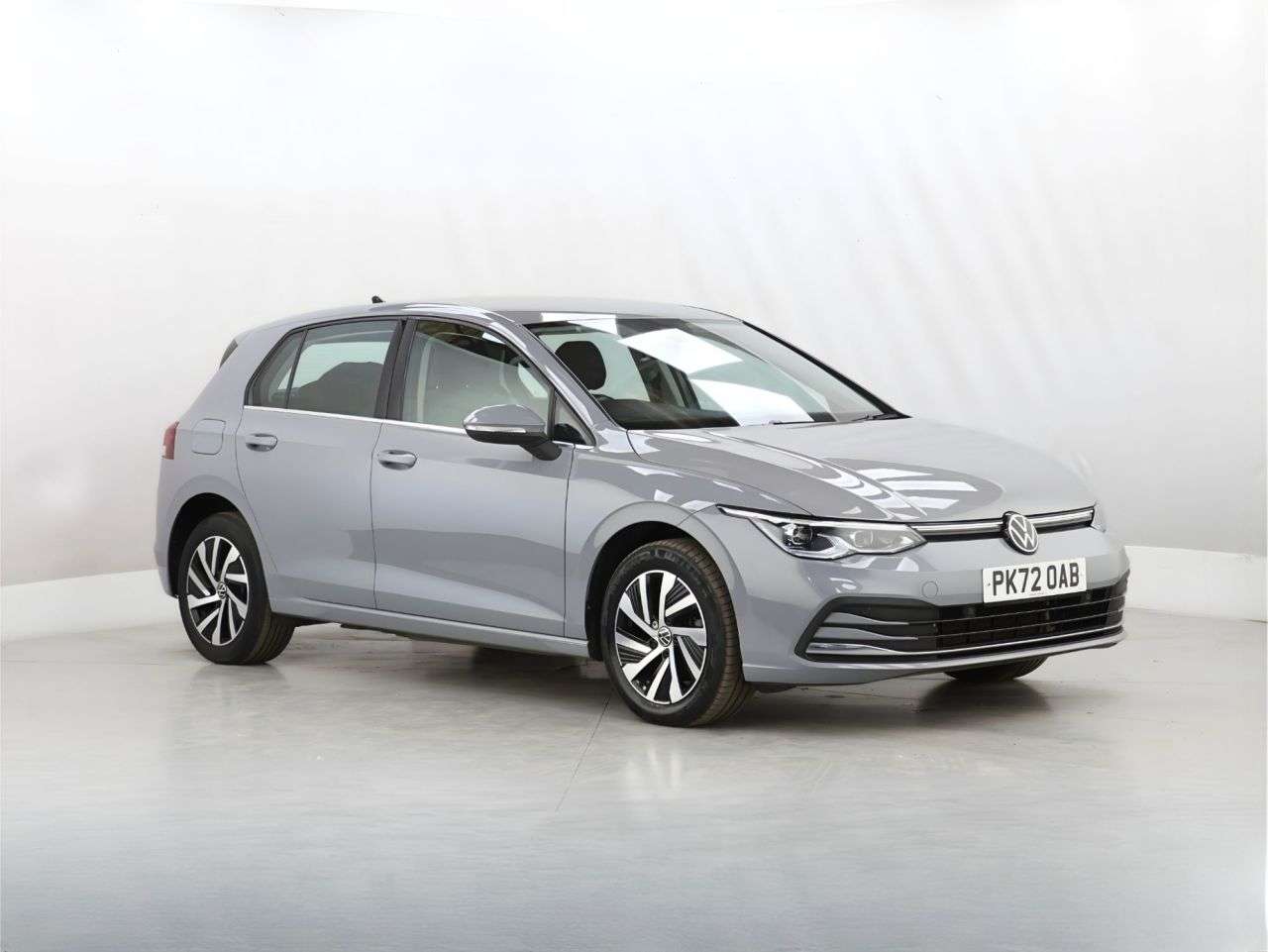 A 2022 VOLKSWAGEN GOLF 1.4 TSI 13kWh Style Hatchback 5dr Petrol Plug-in Hybrid DSG Euro 6 (s/s) (2 A 2022 VOLKSWAGEN GOLF 1.4 TSI 13kWh Style Hatchback 5dr Petrol Plug-in Hybrid DSG Euro 6 (s/s) (2