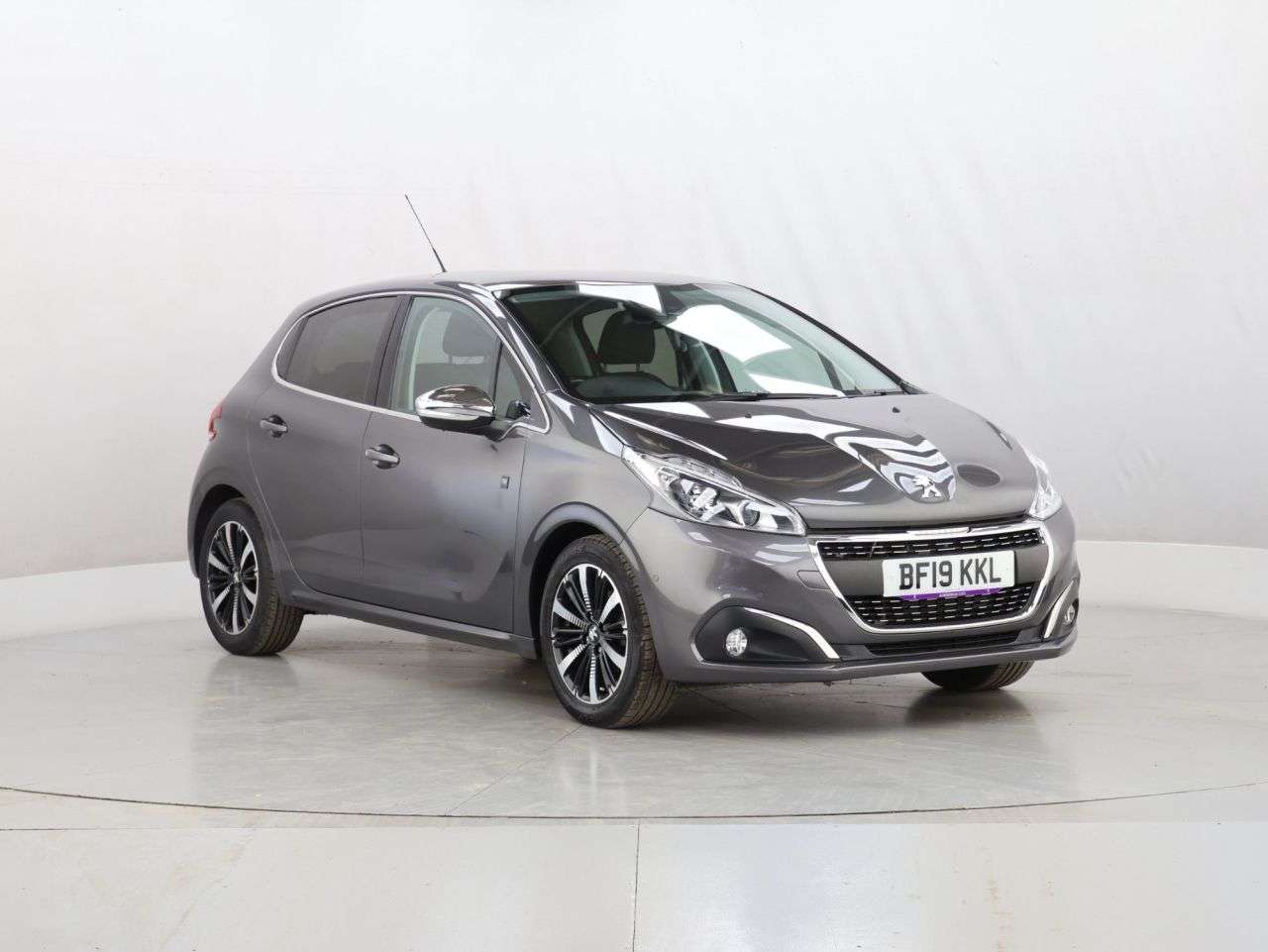 A 2019 PEUGEOT 208 1.2 PureTech Tech Edition Hatchback 5dr Petrol Manual Euro 6 (s/s) (82 ps) A 2019 PEUGEOT 208 1.2 PureTech Tech Edition Hatchback 5dr Petrol Manual Euro 6 (s/s) (82 ps)