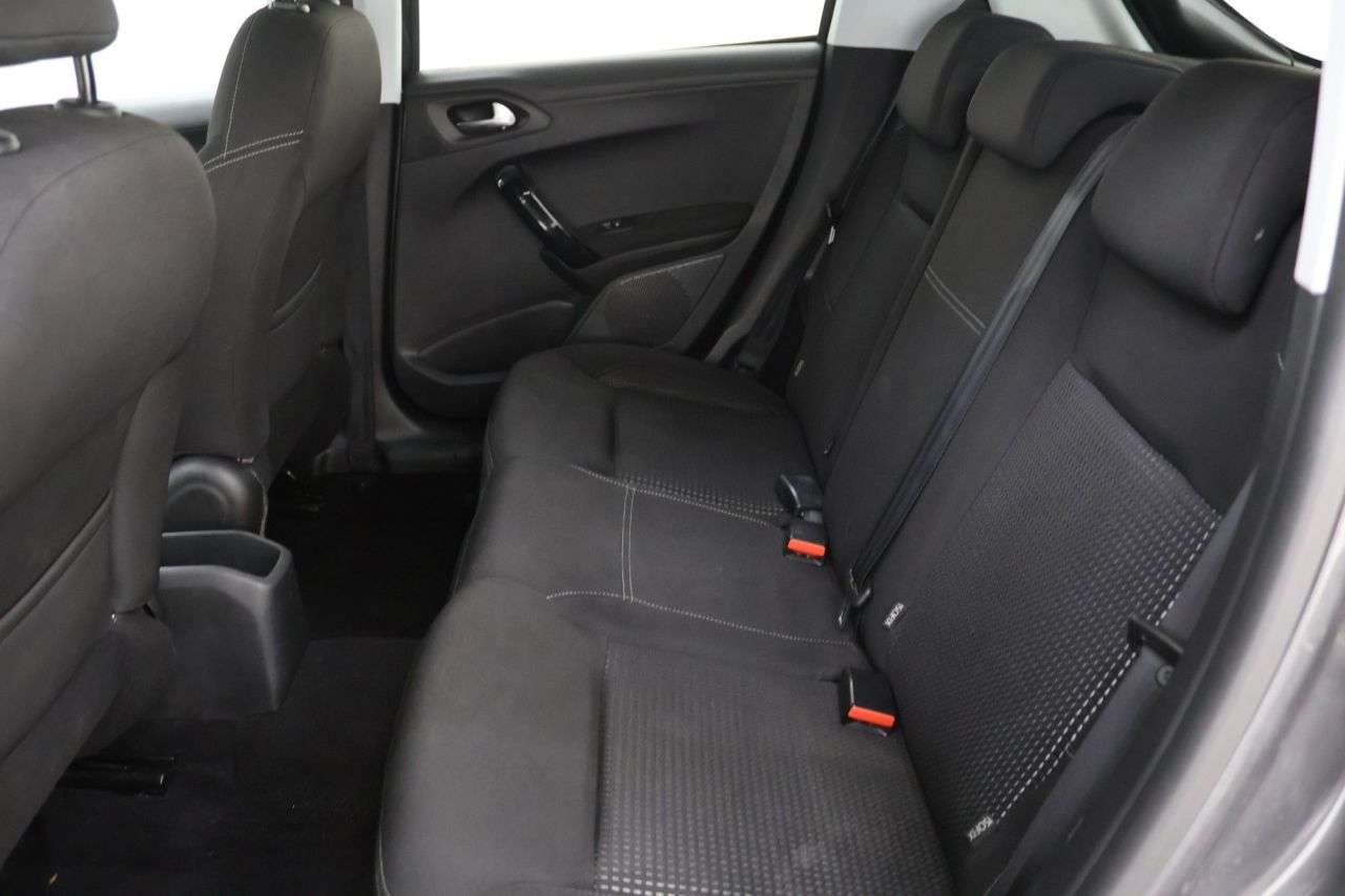 2019 PEUGEOT 208 2019 PEUGEOT 208