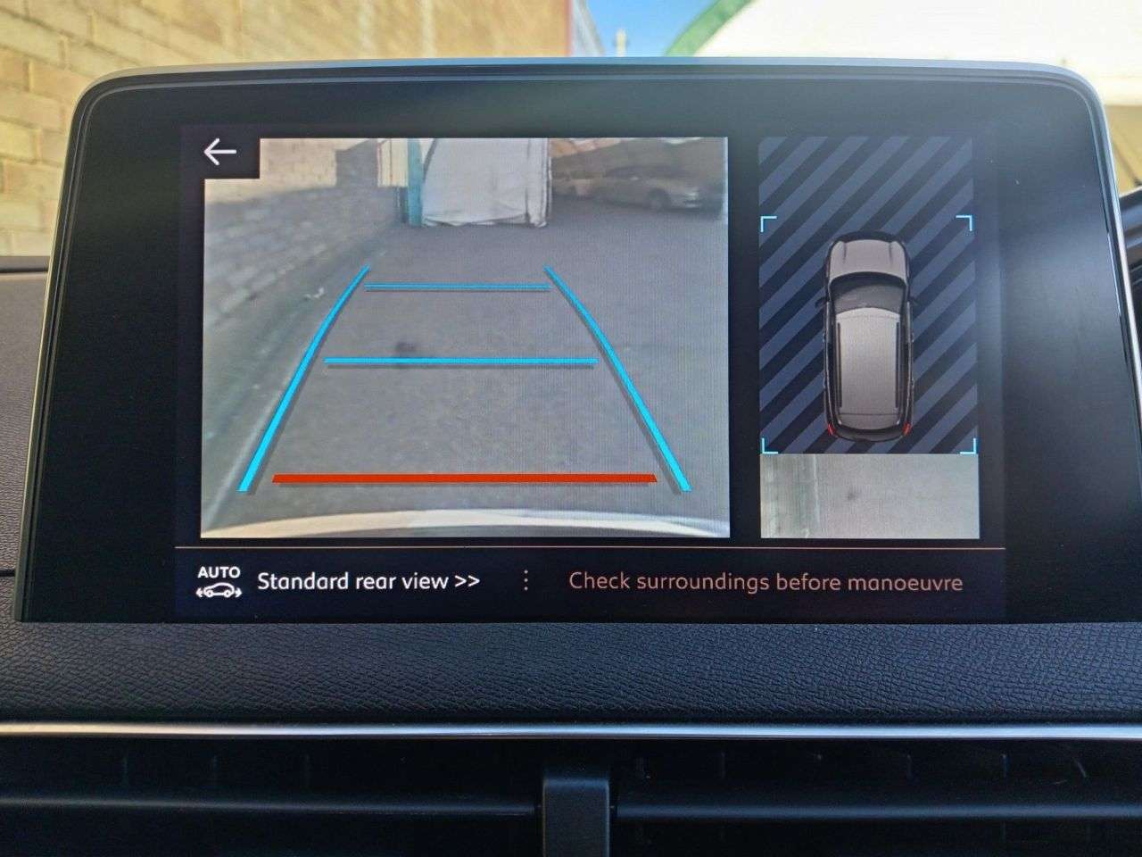 A 2018 PEUGEOT 3008 1.5 BlueHDi GT Line SUV 5dr Diesel EAT Euro 6 (s/s) (130 ps) A 2018 PEUGEOT 3008 1.5 BlueHDi GT Line SUV 5dr Diesel EAT Euro 6 (s/s) (130 ps)