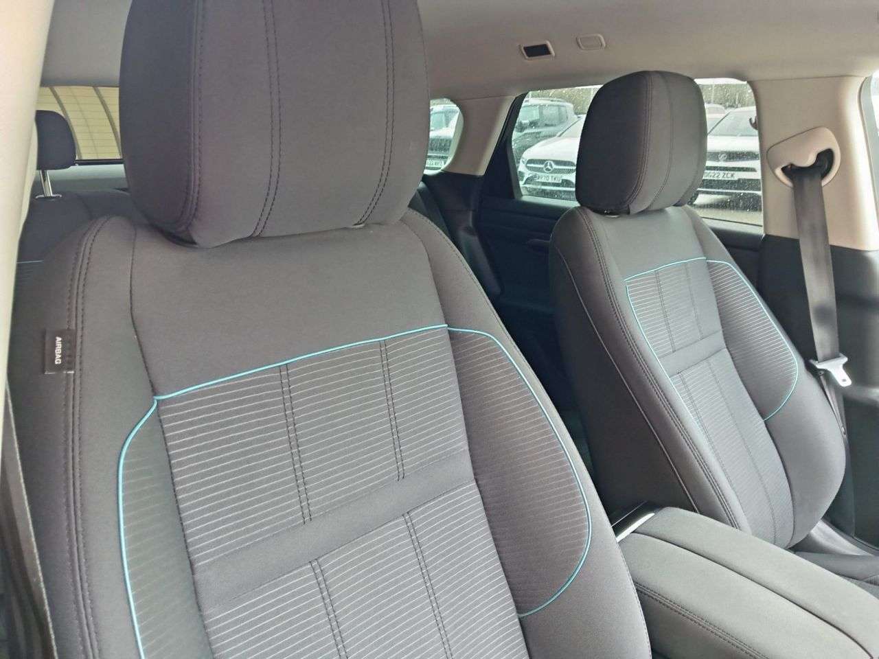 A 2020 LAND ROVER RANGE ROVER EVOQUE 2.0 D150 SUV 5dr Diesel Manual FWD Euro 6 (s/s) (150 ps) A 2020 LAND ROVER RANGE ROVER EVOQUE 2.0 D150 SUV 5dr Diesel Manual FWD Euro 6 (s/s) (150 ps)