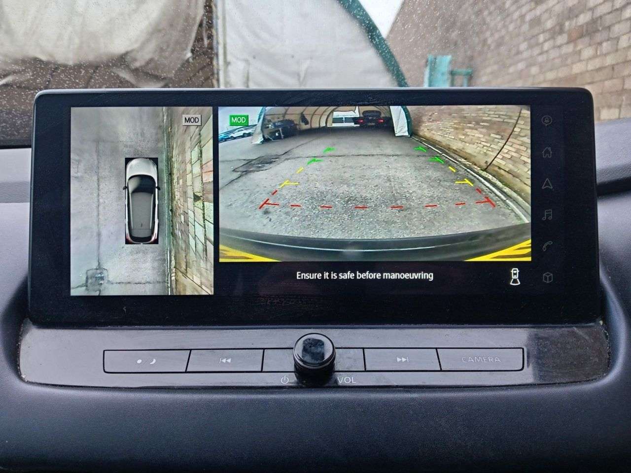 A 2022 NISSAN QASHQAI 1.3 DIG-T MHEV Tekna SUV 5dr Petrol Hybrid Manual Euro 6 (s/s) (140 ps) A 2022 NISSAN QASHQAI 1.3 DIG-T MHEV Tekna SUV 5dr Petrol Hybrid Manual Euro 6 (s/s) (140 ps)