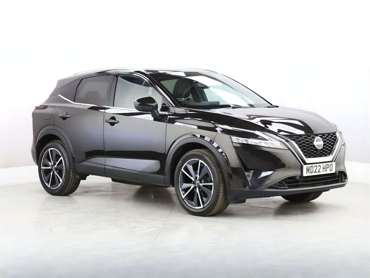 A 2022 NISSAN QASHQAI 1.3 DIG-T MHEV Tekna SUV 5dr Petrol Hybrid Manual Euro 6 (s/s) (140 ps) A 2022 NISSAN QASHQAI 1.3 DIG-T MHEV Tekna SUV 5dr Petrol Hybrid Manual Euro 6 (s/s) (140 ps)