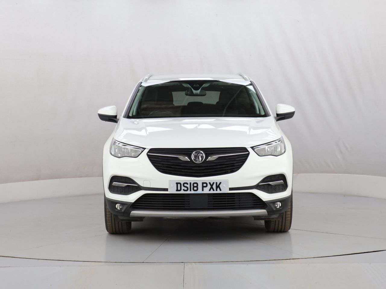 A 2018 VAUXHALL GRANDLAND X 1.2 Turbo Sport Nav SUV 5dr Petrol Manual Euro 6 (s/s) (130 ps) A 2018 VAUXHALL GRANDLAND X 1.2 Turbo Sport Nav SUV 5dr Petrol Manual Euro 6 (s/s) (130 ps)