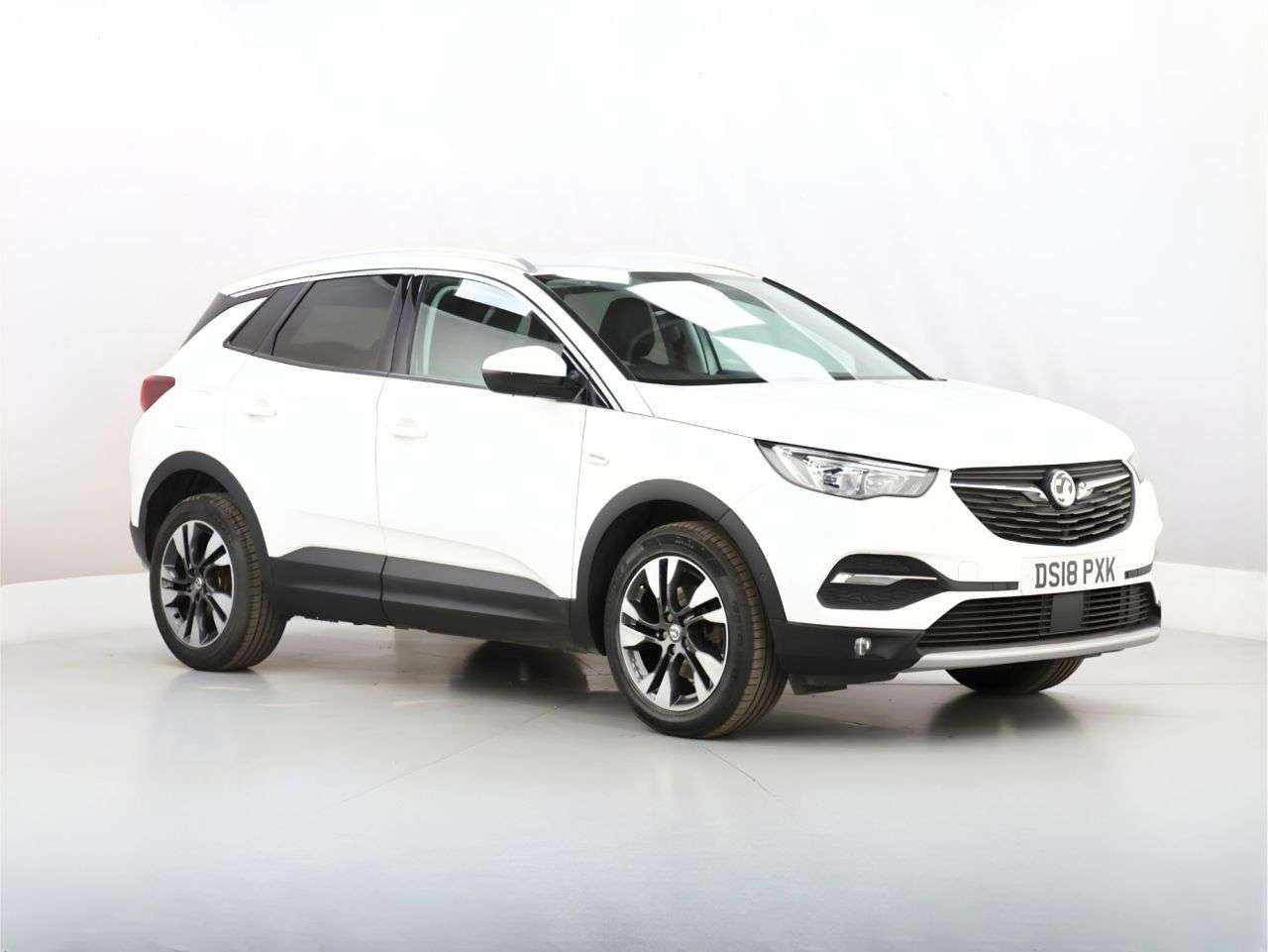 A 2018 VAUXHALL GRANDLAND X 1.2 Turbo Sport Nav SUV 5dr Petrol Manual Euro 6 (s/s) (130 ps) A 2018 VAUXHALL GRANDLAND X 1.2 Turbo Sport Nav SUV 5dr Petrol Manual Euro 6 (s/s) (130 ps)