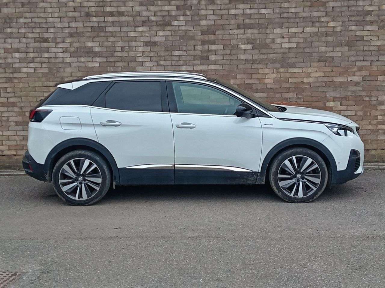 2019 PEUGEOT 3008 2019 PEUGEOT 3008