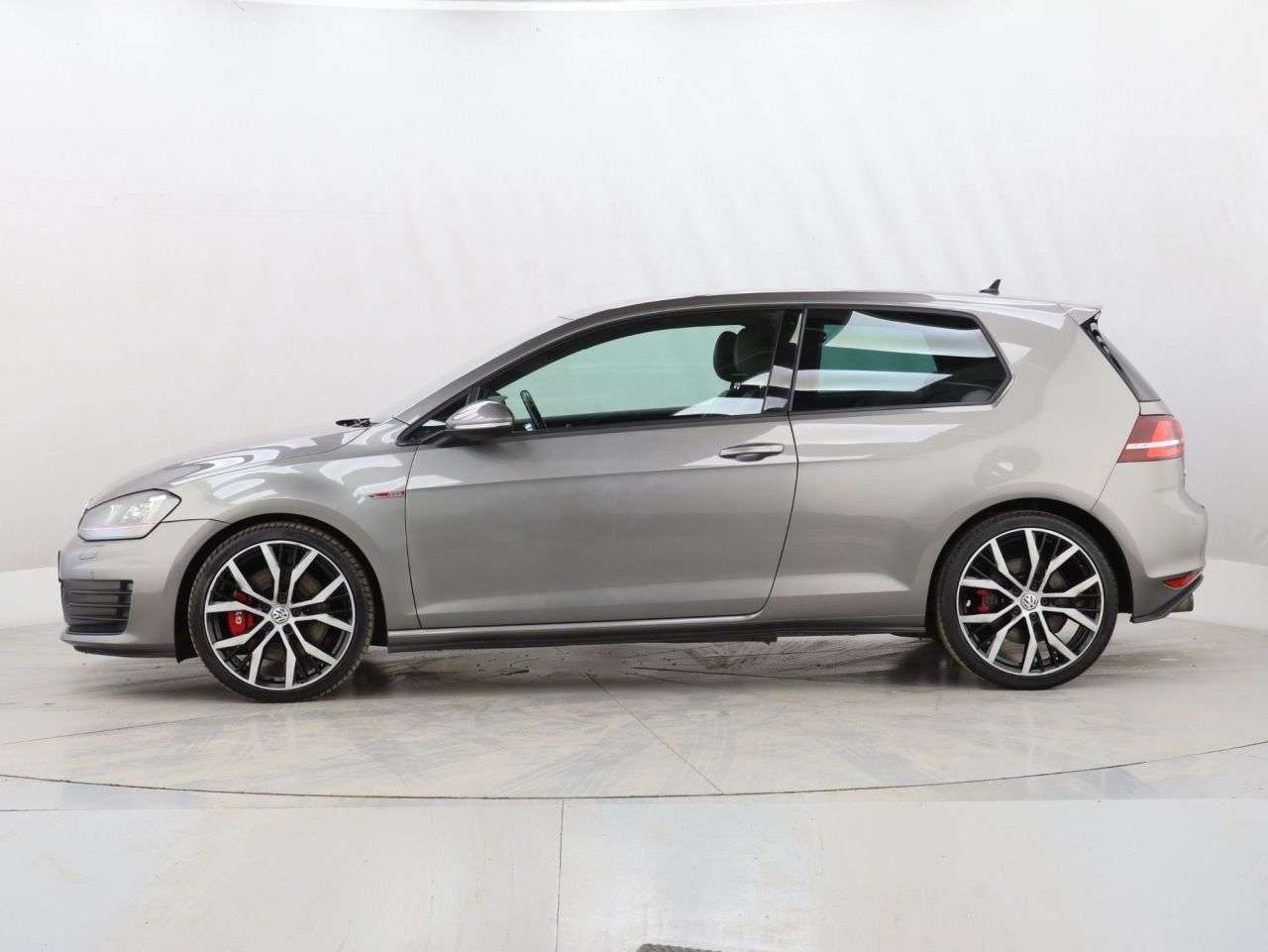 2017 VOLKSWAGEN GOLF 2017 VOLKSWAGEN GOLF