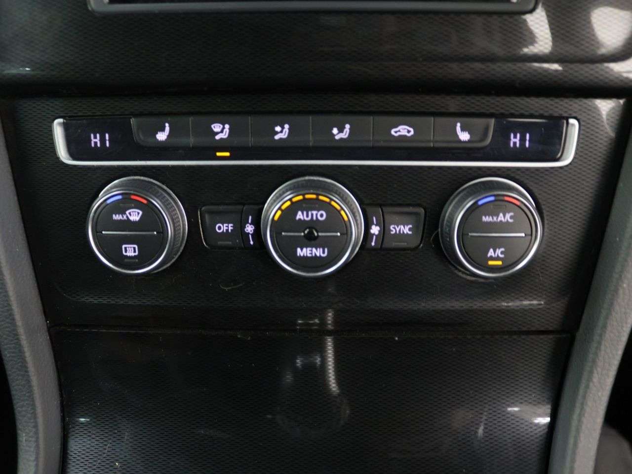 2017 VOLKSWAGEN GOLF 2017 VOLKSWAGEN GOLF