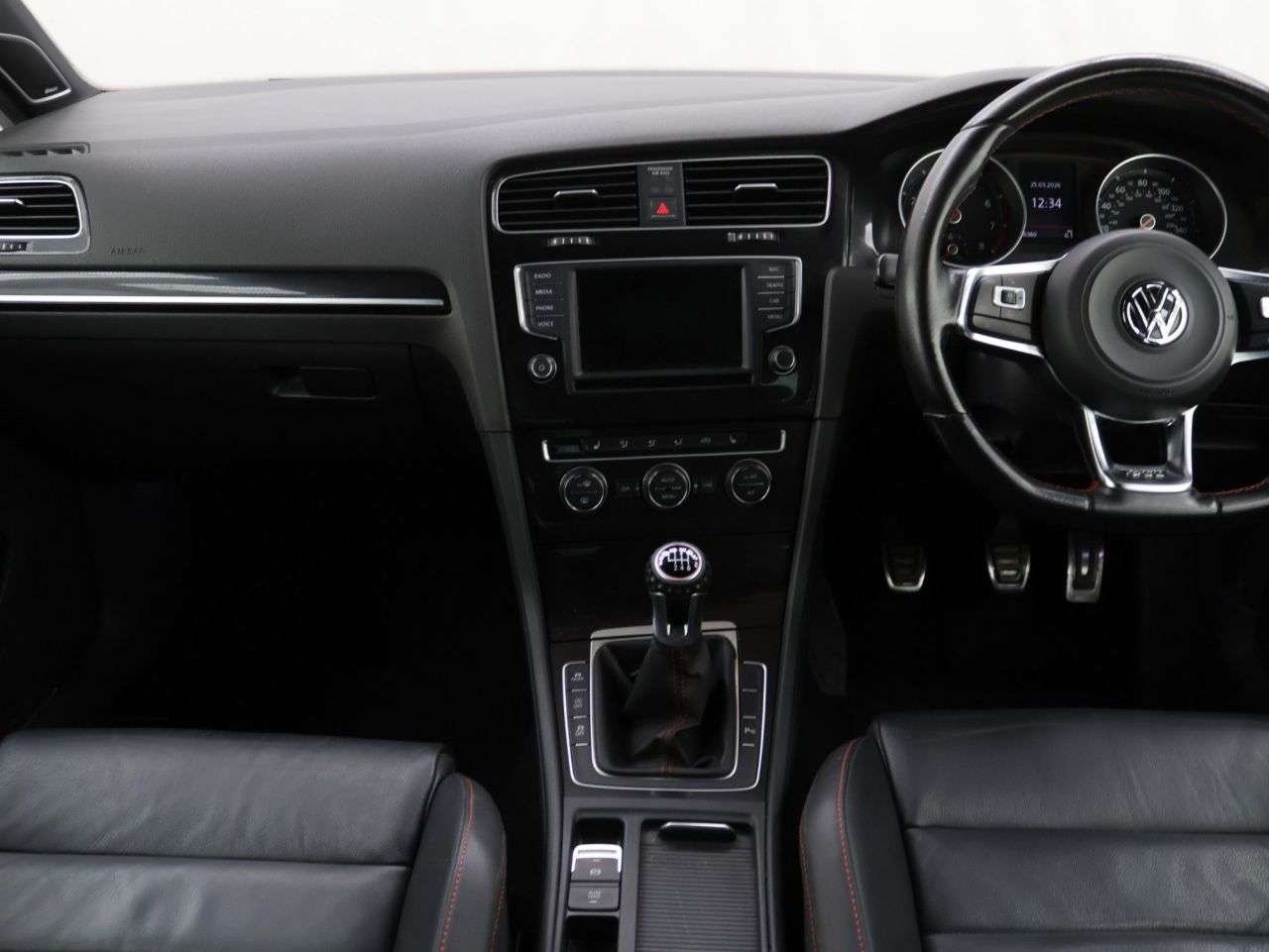 2017 VOLKSWAGEN GOLF 2017 VOLKSWAGEN GOLF