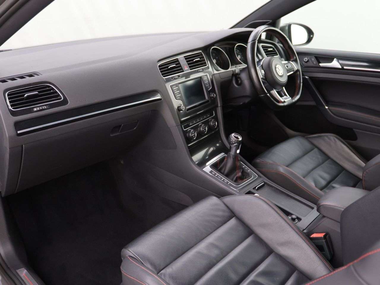 2017 VOLKSWAGEN GOLF 2017 VOLKSWAGEN GOLF