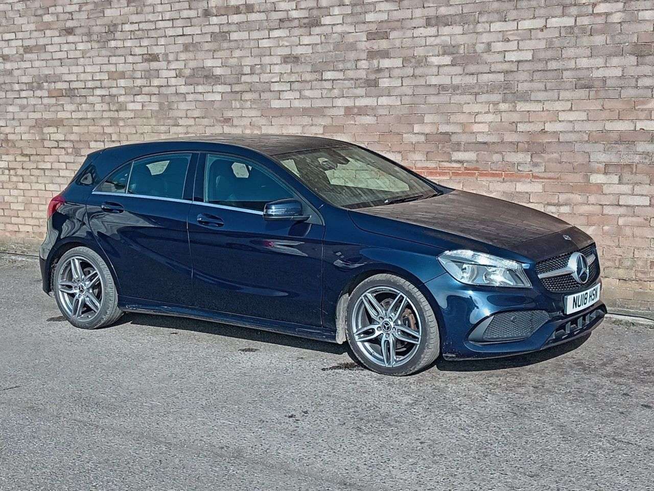 A 2018 MERCEDES-BENZ A CLASS 2.1 A200d AMG Line Hatchback 5dr Diesel 7G-DCT Euro 6 (s/s) (136 ps) A 2018 MERCEDES-BENZ A CLASS 2.1 A200d AMG Line Hatchback 5dr Diesel 7G-DCT Euro 6 (s/s) (136 ps)